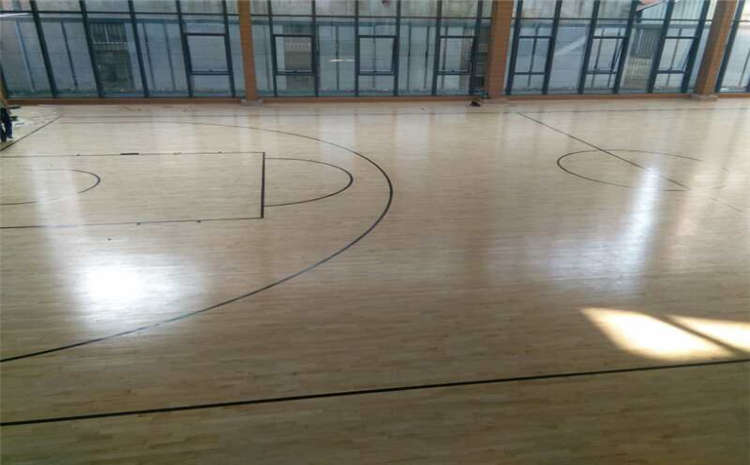 硬木企口體育館木地板廠家去哪找？
